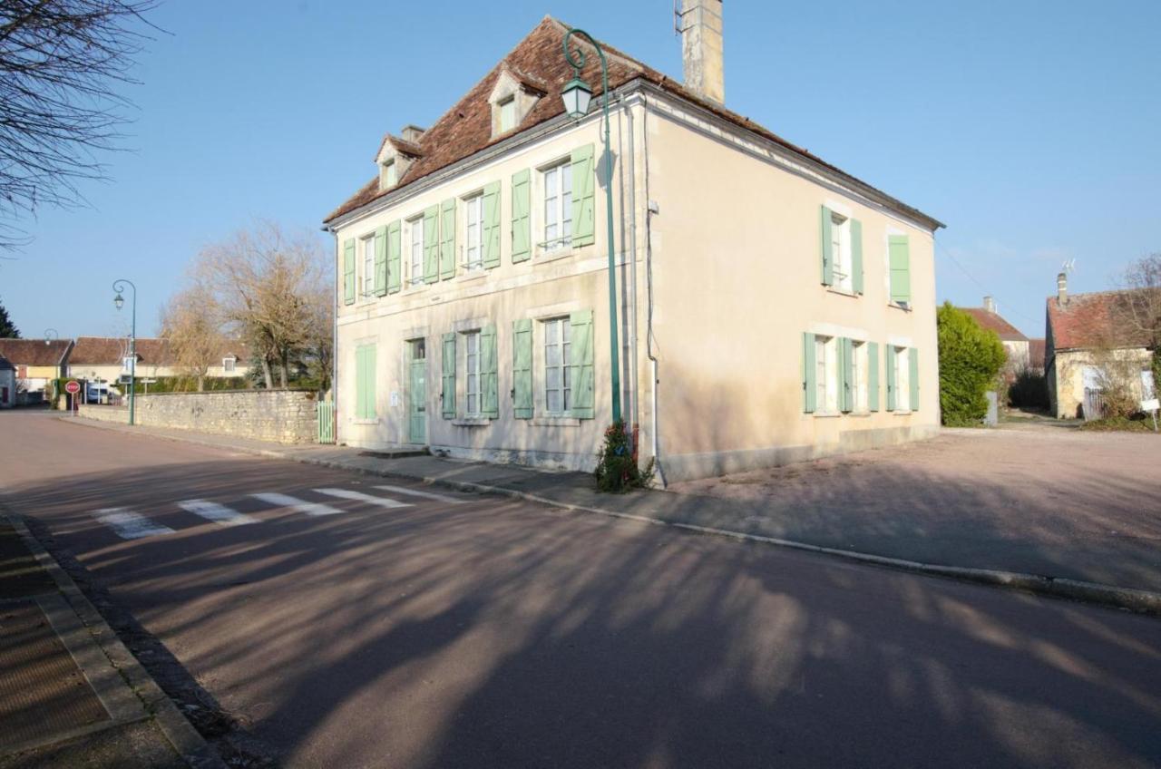 Gite Communal 150 Sainpuits Bagian luar foto
